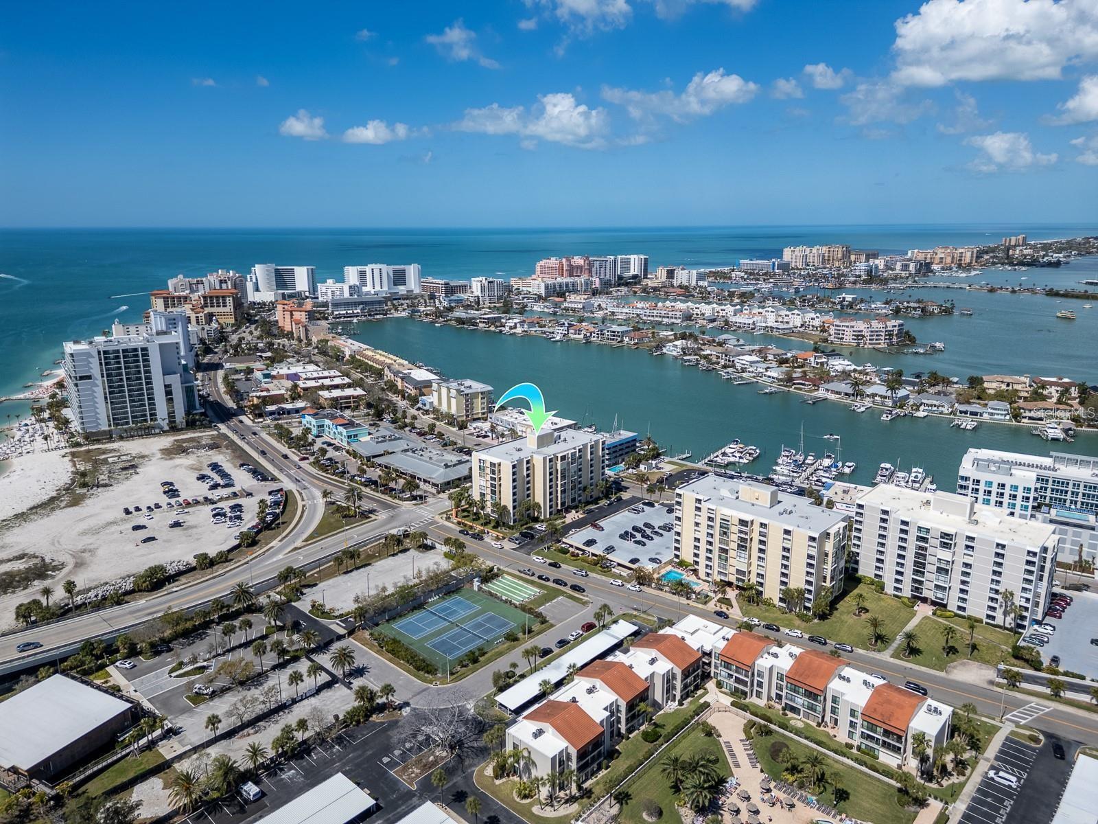 800 S GULFVIEW BLVD #305, CLEARWATER BEACH, FL — photo 3