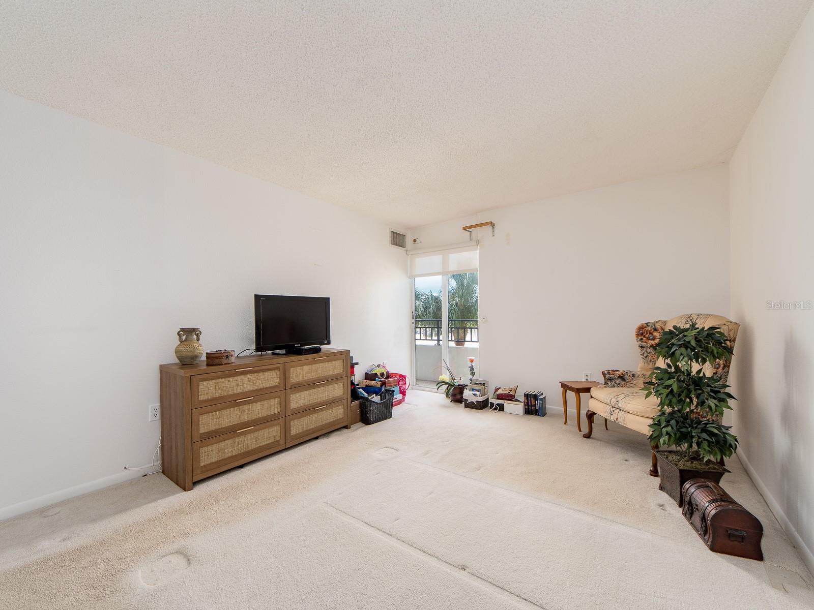 800 S GULFVIEW BLVD #305, CLEARWATER BEACH, FL — photo 18