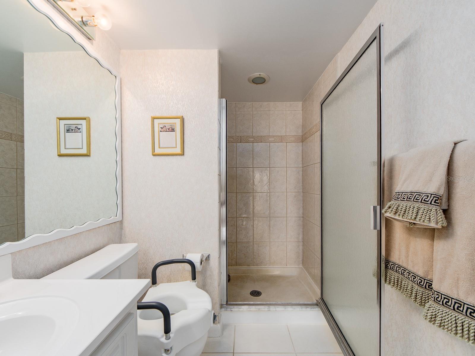 800 S GULFVIEW BLVD #305, CLEARWATER BEACH, FL — photo 26
