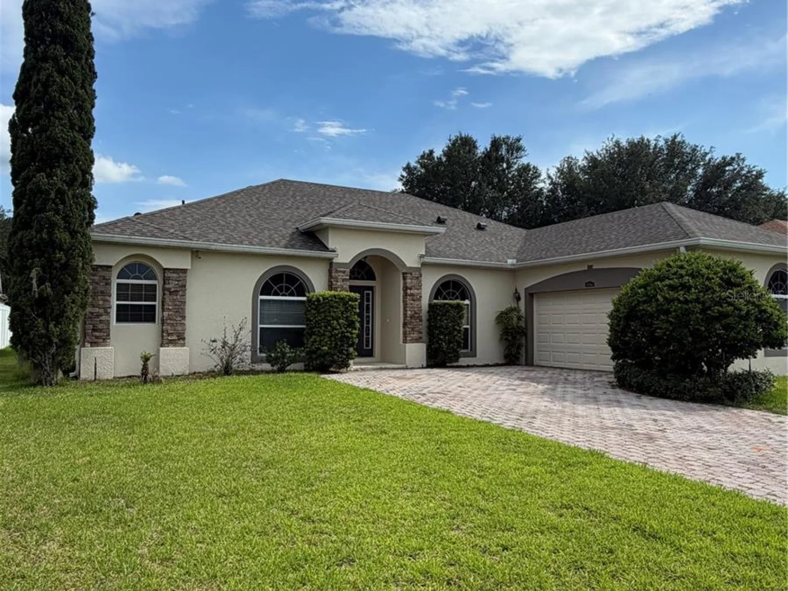 4916 CAPE HATTERAS DR, CLERMONT, FL — photo 1