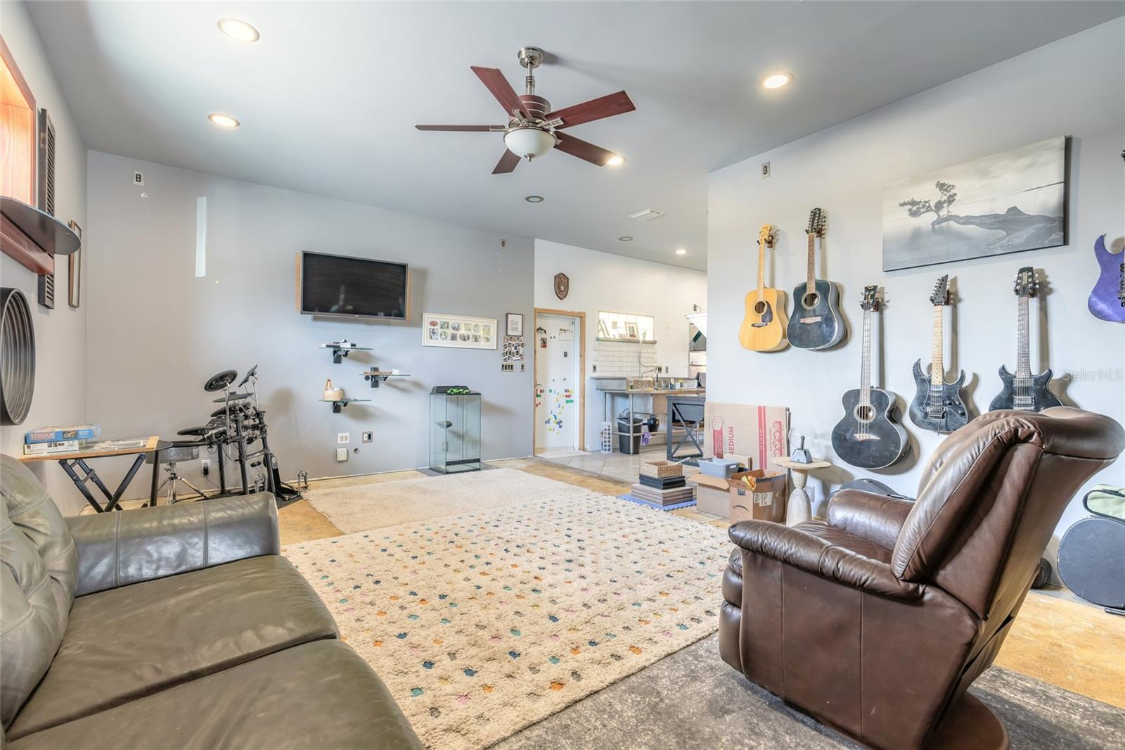 600 N DIXIE FWY, NEW SMYRNA BEACH, FL — photo 14