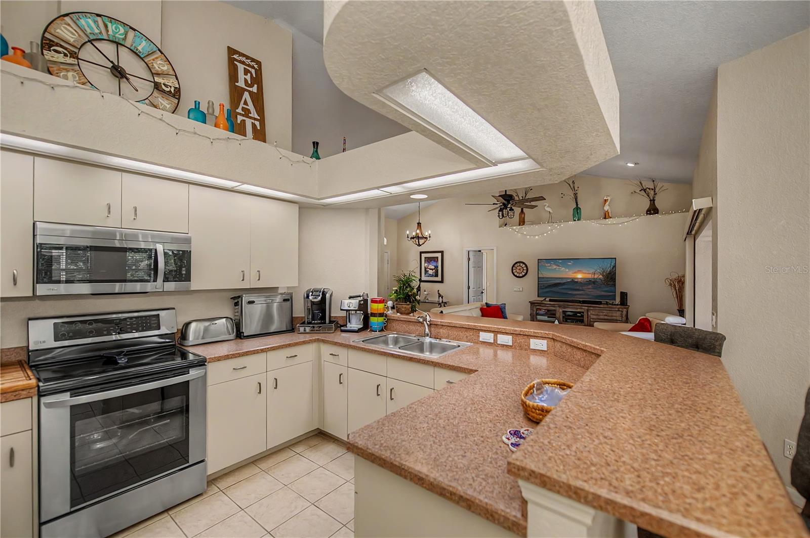 113 & 121 RED CEDAR PARK, ROTONDA WEST, FL — photo 5