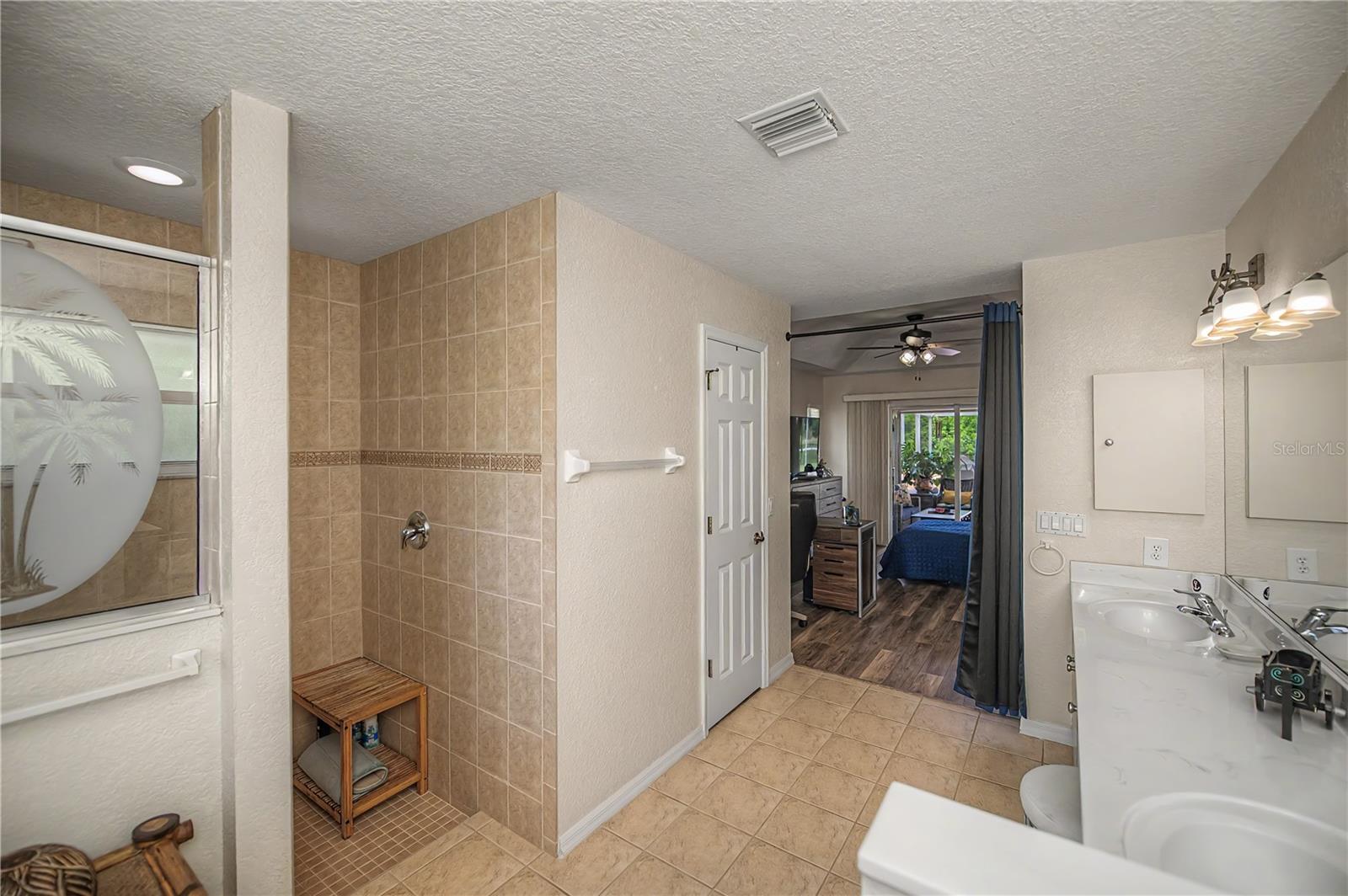 113 & 121 RED CEDAR PARK, ROTONDA WEST, FL — photo 31