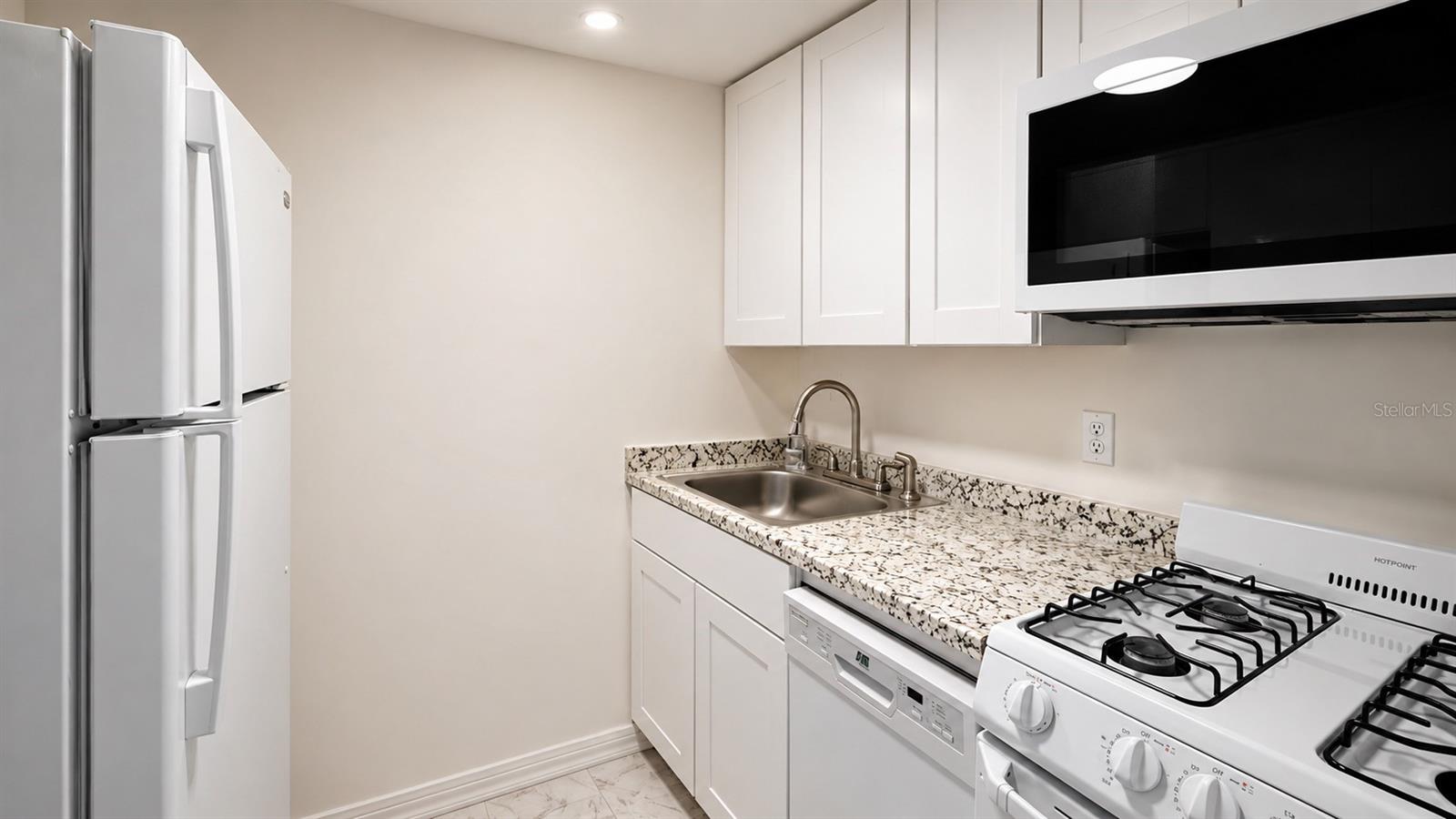 120 BLUE POINT WAY #170, ALTAMONTE SPRINGS, FL — photo 7