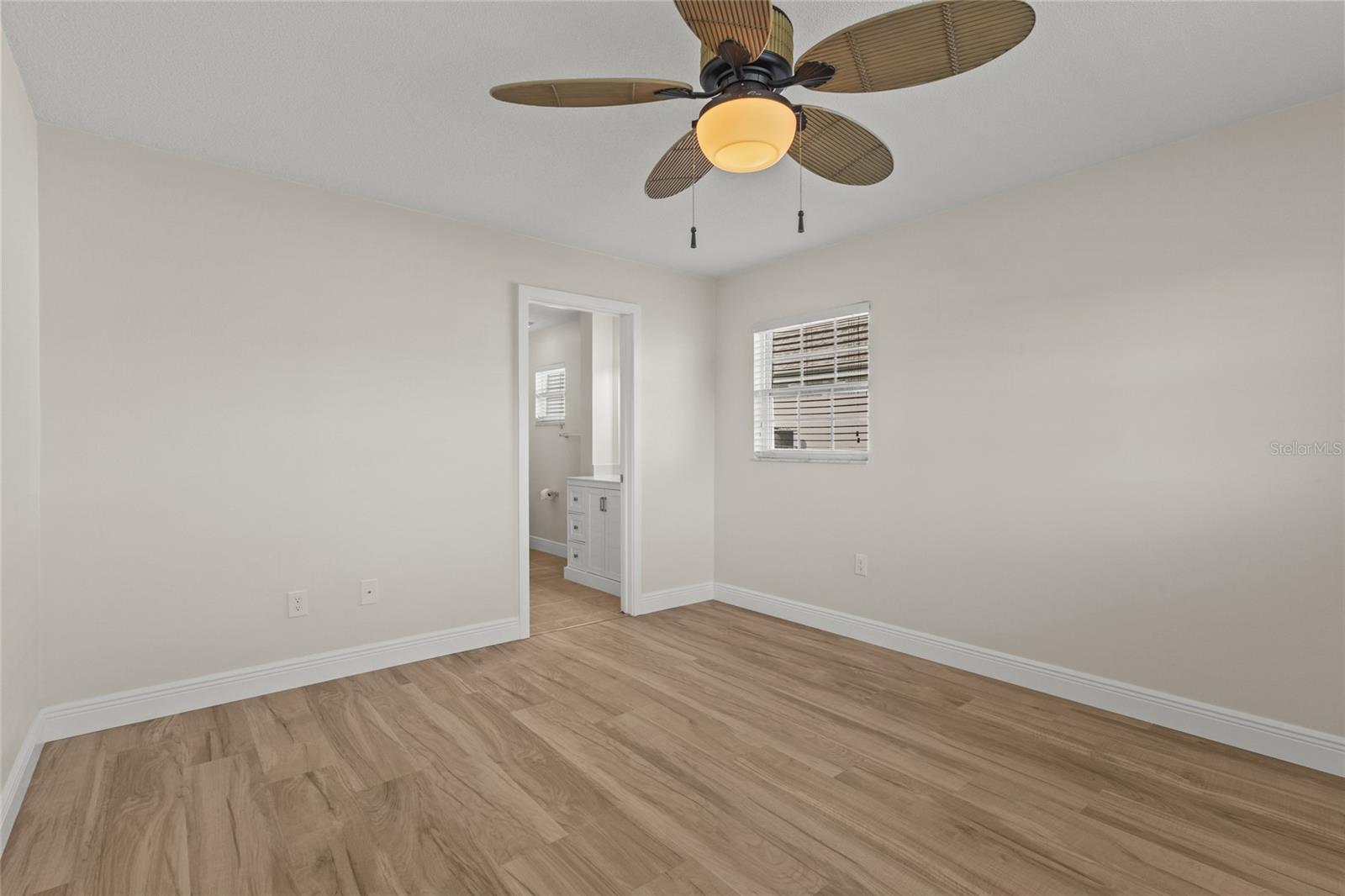 9821 HERNANDO CT, BRADENTON, FL — photo 17