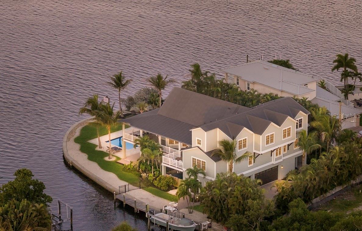 526 56TH ST, HOLMES BEACH, FL