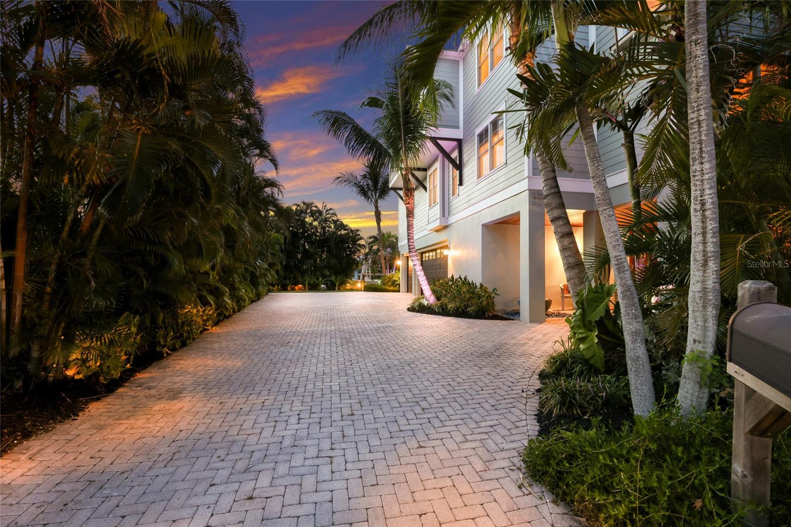526 56TH ST, HOLMES BEACH, FL — photo 7