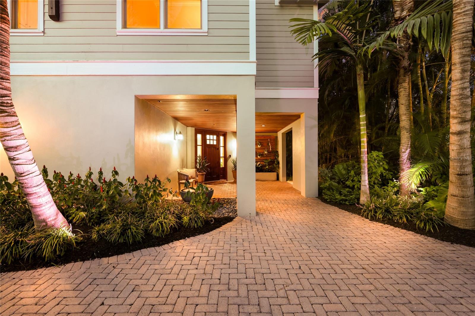526 56TH ST, HOLMES BEACH, FL — photo 8