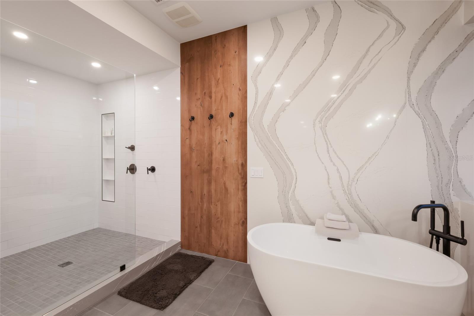 526 56TH ST, HOLMES BEACH, FL — photo 33