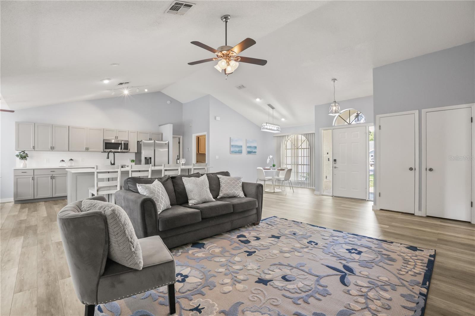 2635 LAKE LANDING BLVD, EUSTIS, FL — photo 3