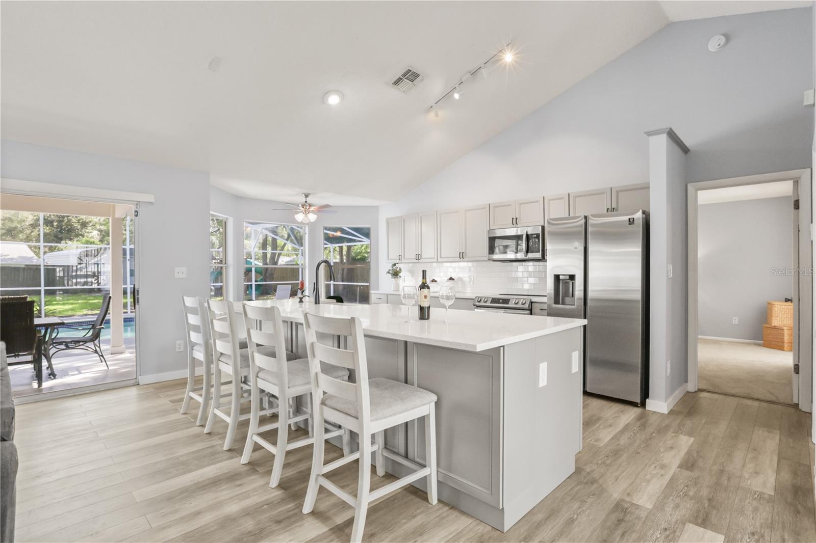 2635 LAKE LANDING BLVD, EUSTIS, FL — photo 4