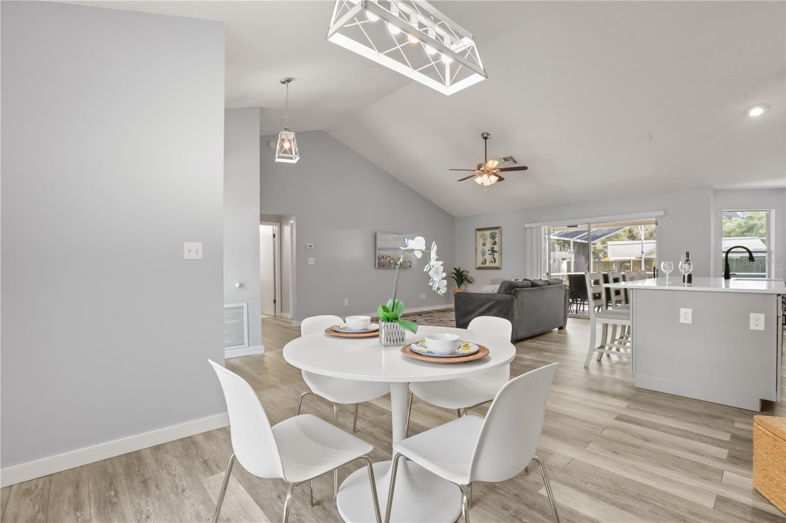 2635 LAKE LANDING BLVD, EUSTIS, FL — photo 8