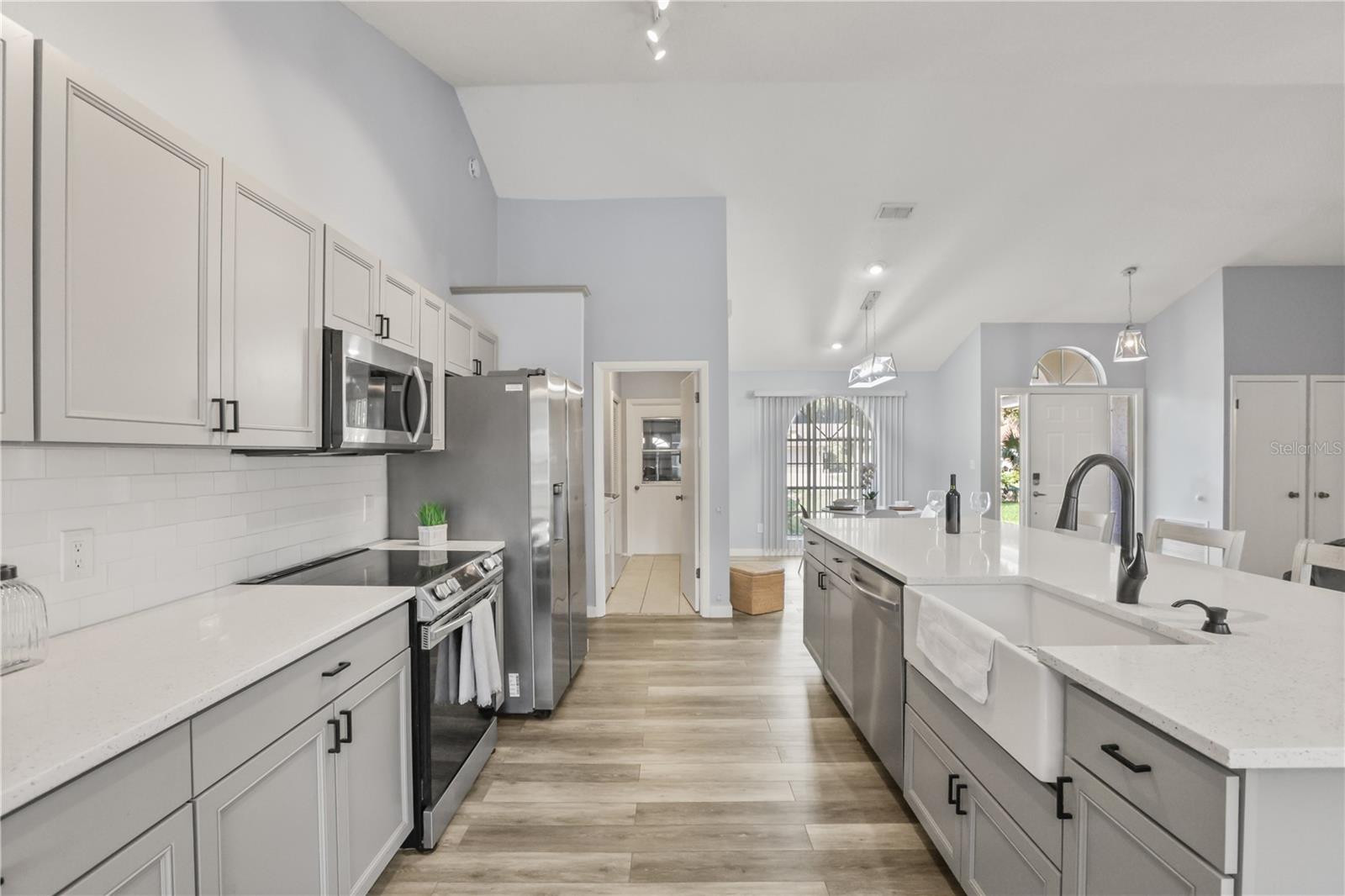 2635 LAKE LANDING BLVD, EUSTIS, FL — photo 13