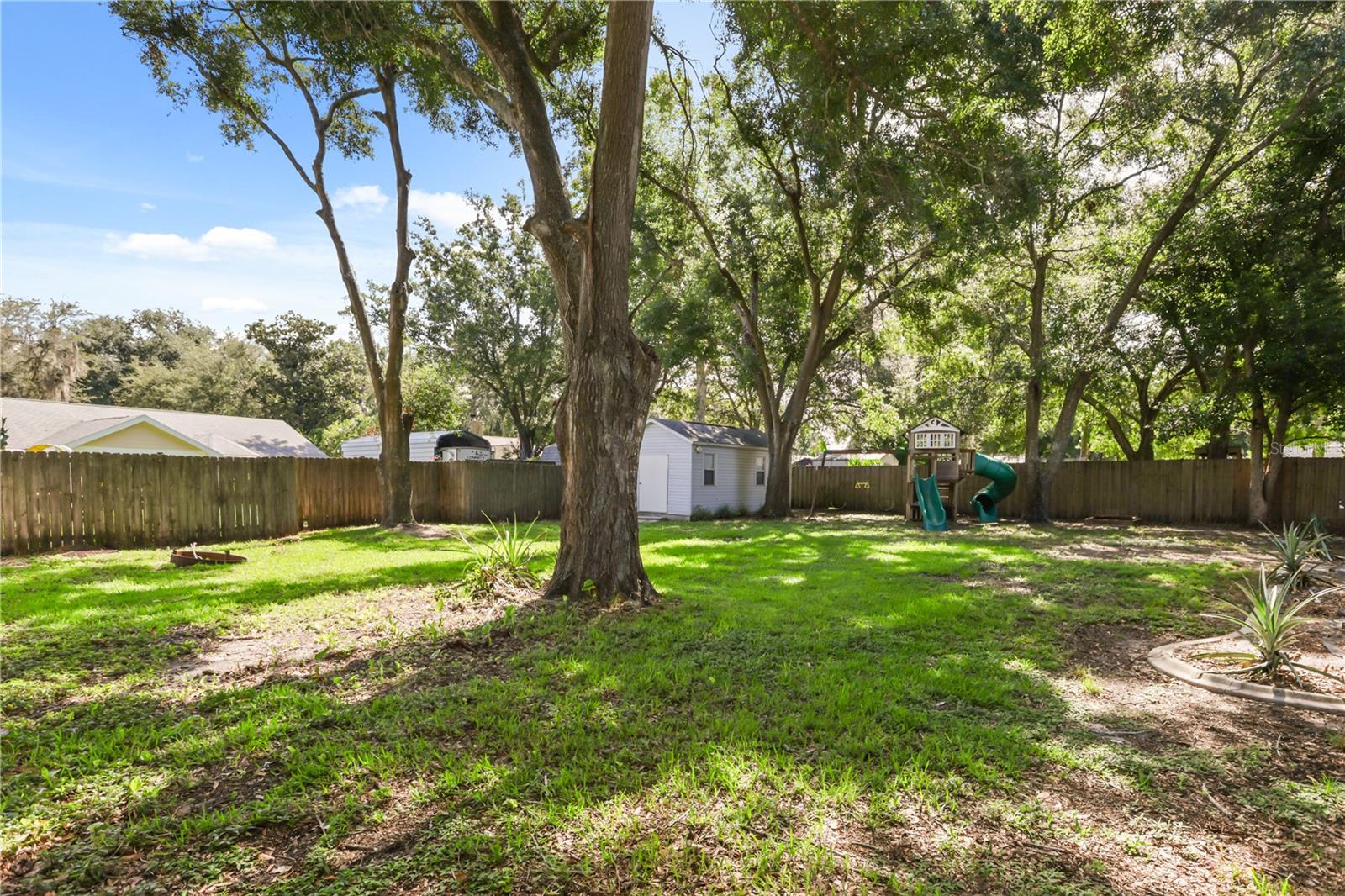 2635 LAKE LANDING BLVD, EUSTIS, FL — photo 28