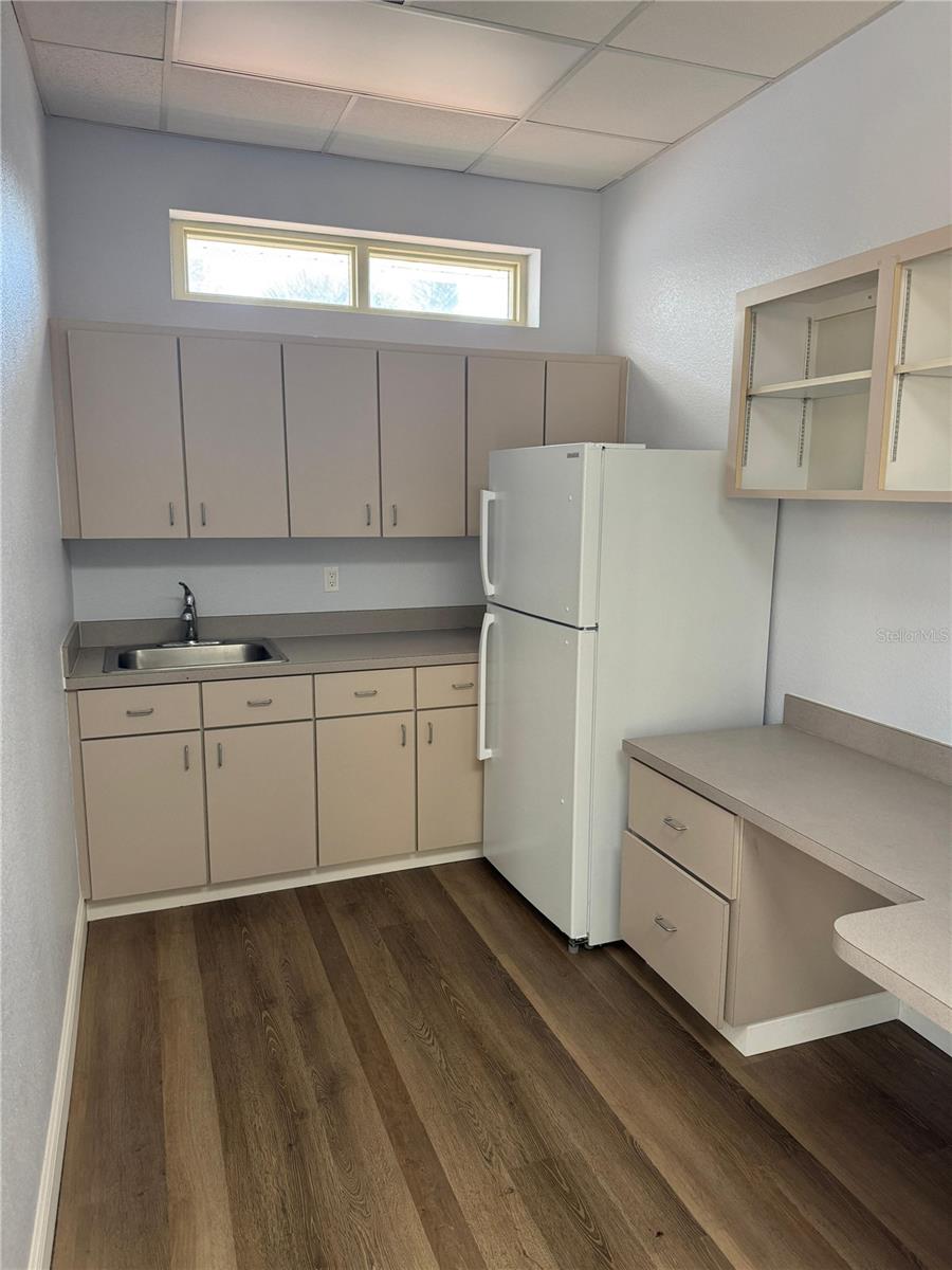 2708 W VIRGINIA AVE, TAMPA, FL — photo 8