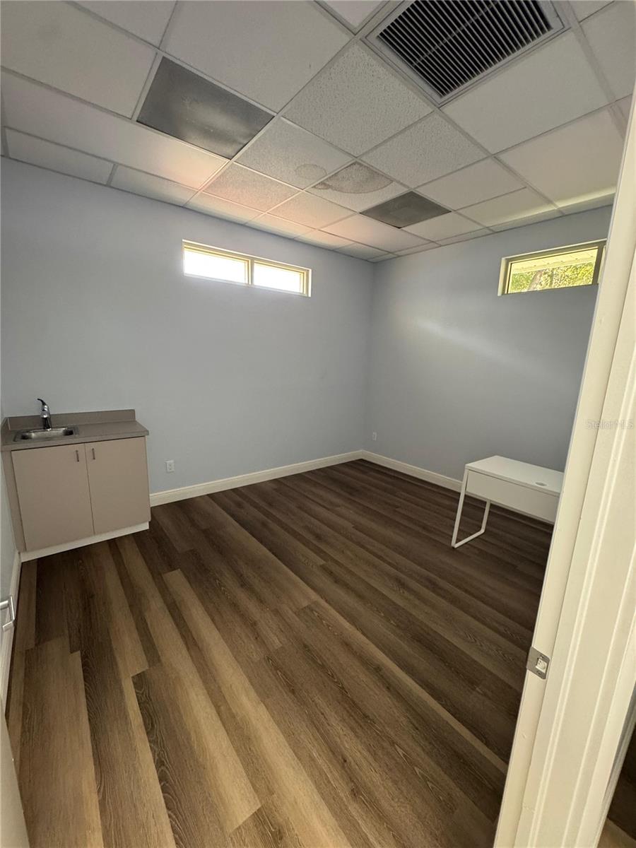 2708 W VIRGINIA AVE, TAMPA, FL — photo 9