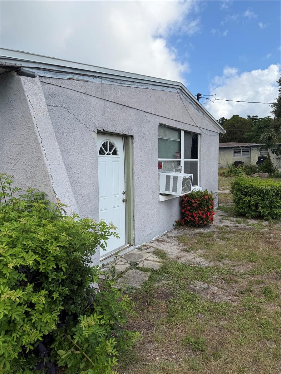 1501 STEVENSONS DR, CLEARWATER, FL — photo 2