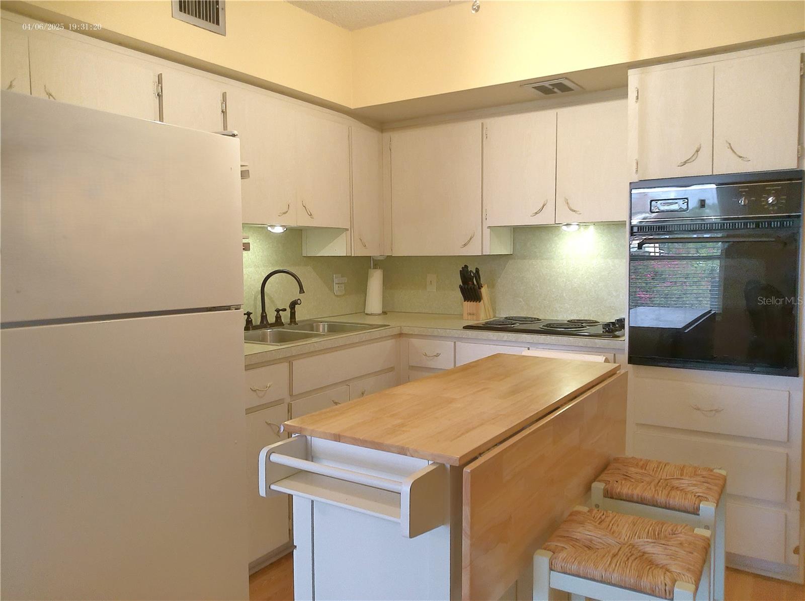 2457 ECUADORIAN WAY #73, CLEARWATER, FL — photo 14