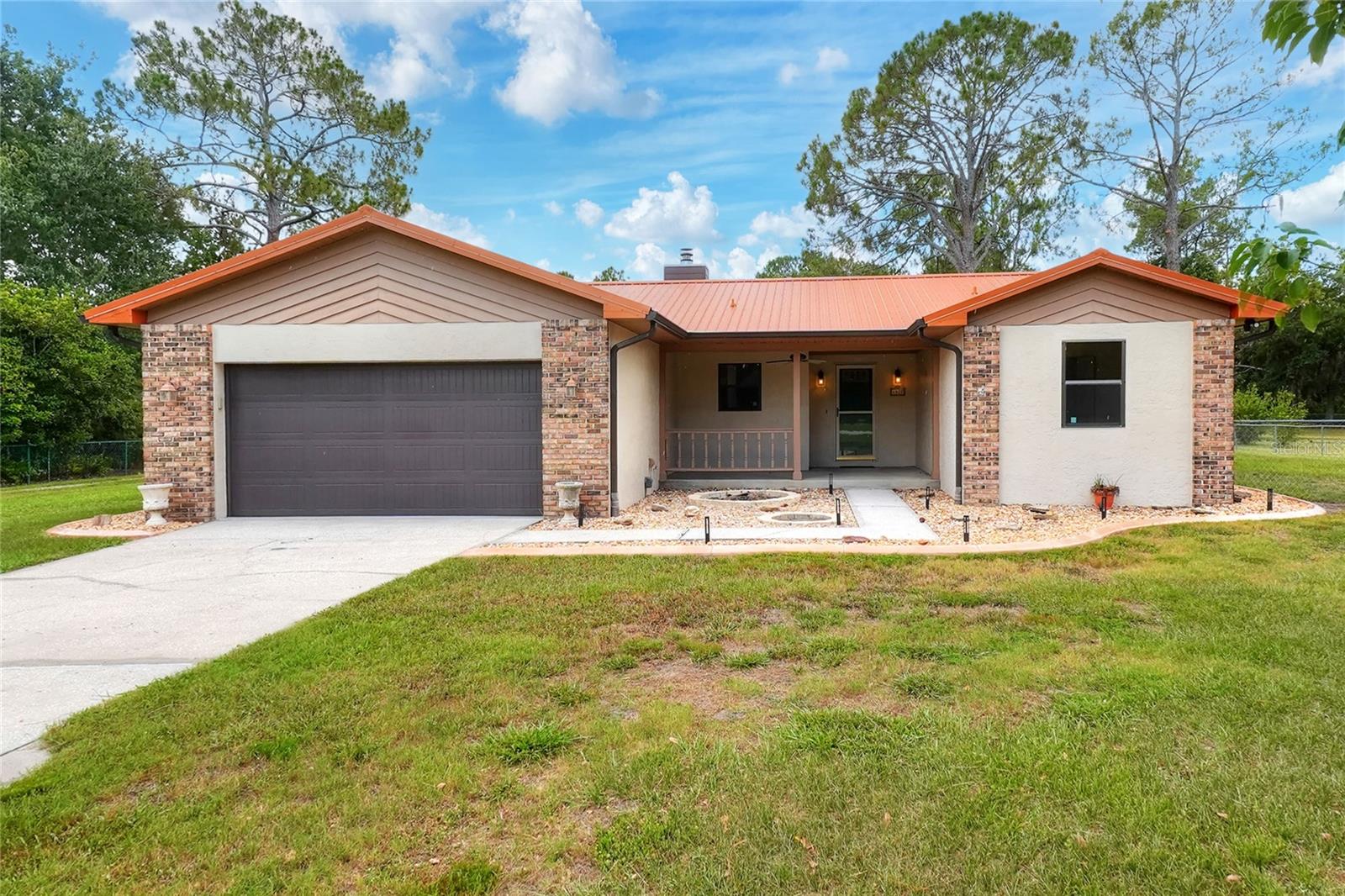 4520 LOG CABIN DR, LAKELAND, FL