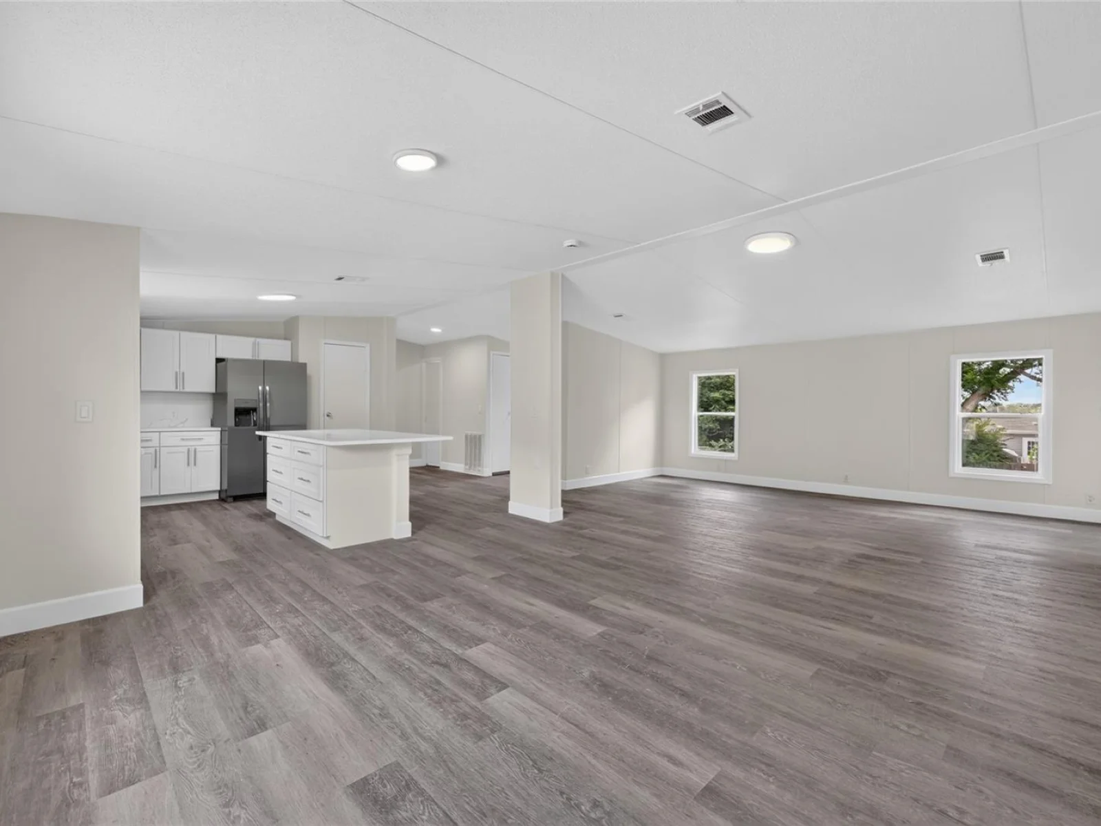 225 SKYLINE DR, LADY LAKE, FL — photo 20