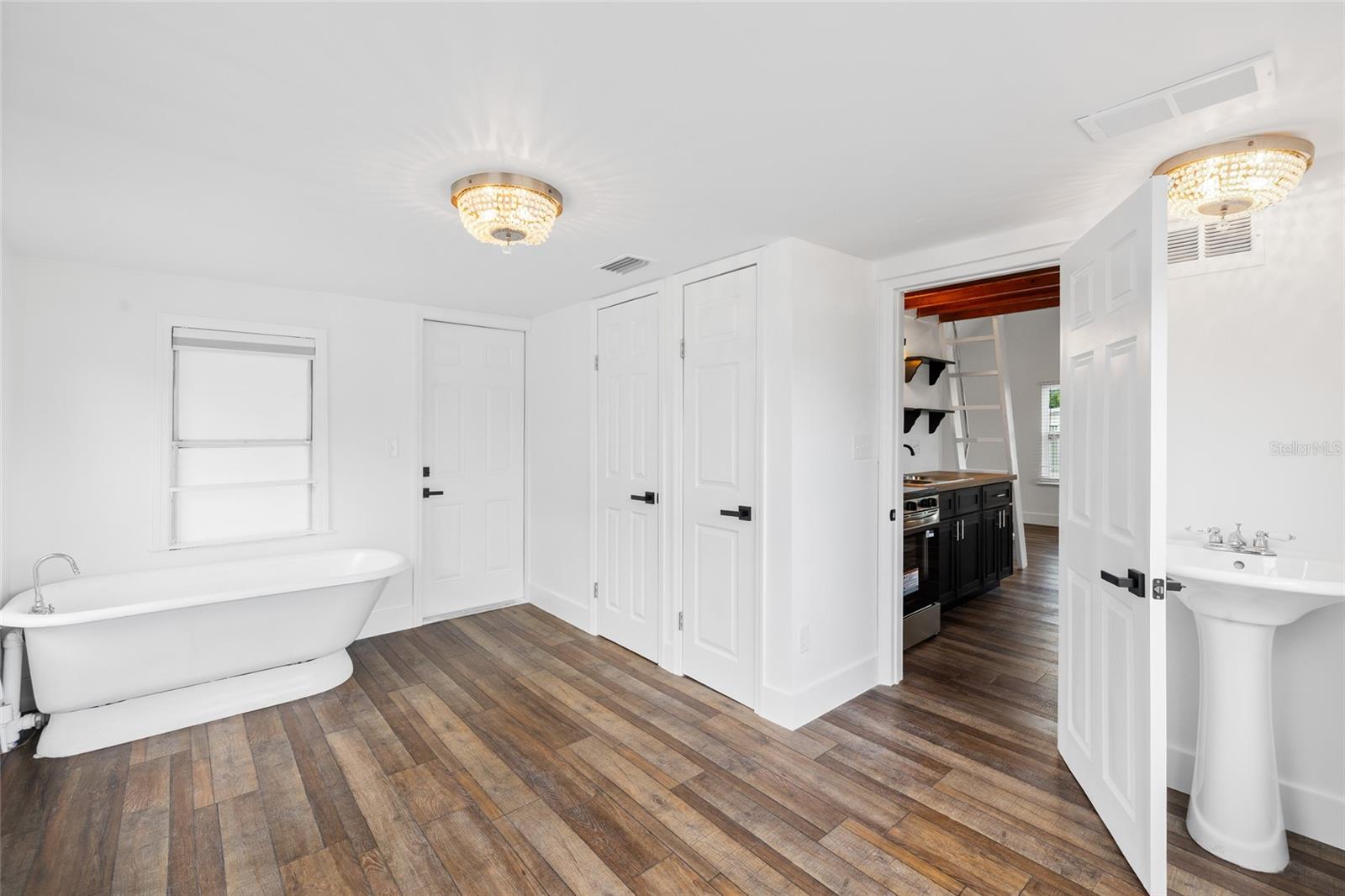 13707 PLYMOUTH ST, MADEIRA BEACH, FL — photo 16