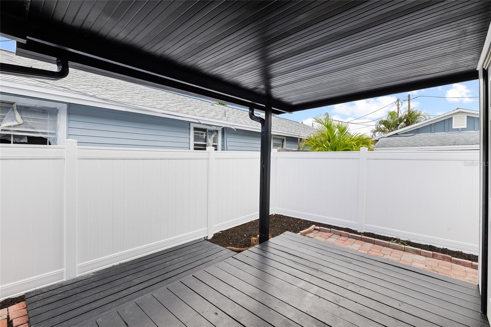 13707 PLYMOUTH ST, MADEIRA BEACH, FL — photo 20