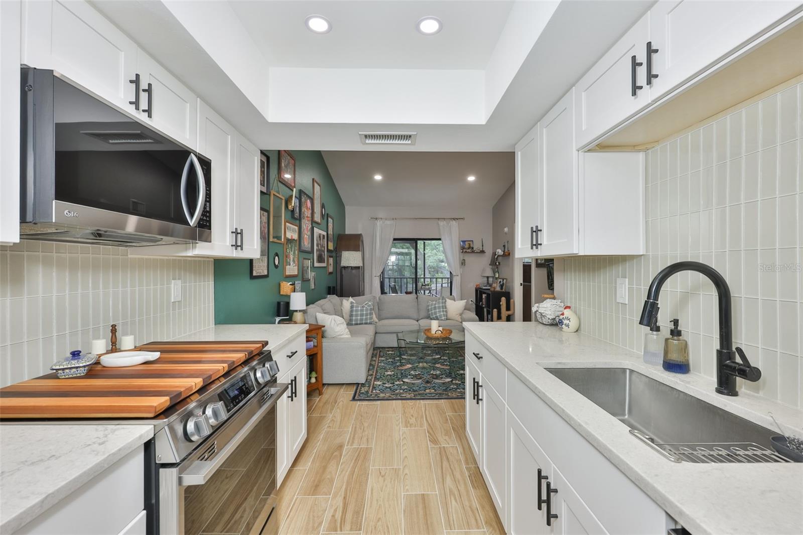 11800 PARK BLVD #308, SEMINOLE, FL — photo 3