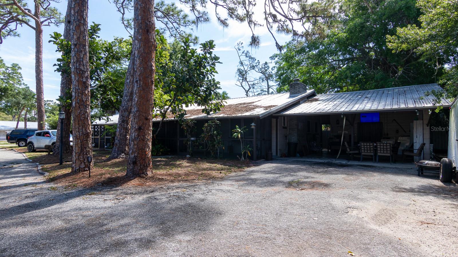 2110 PALM TER, SARASOTA, FL