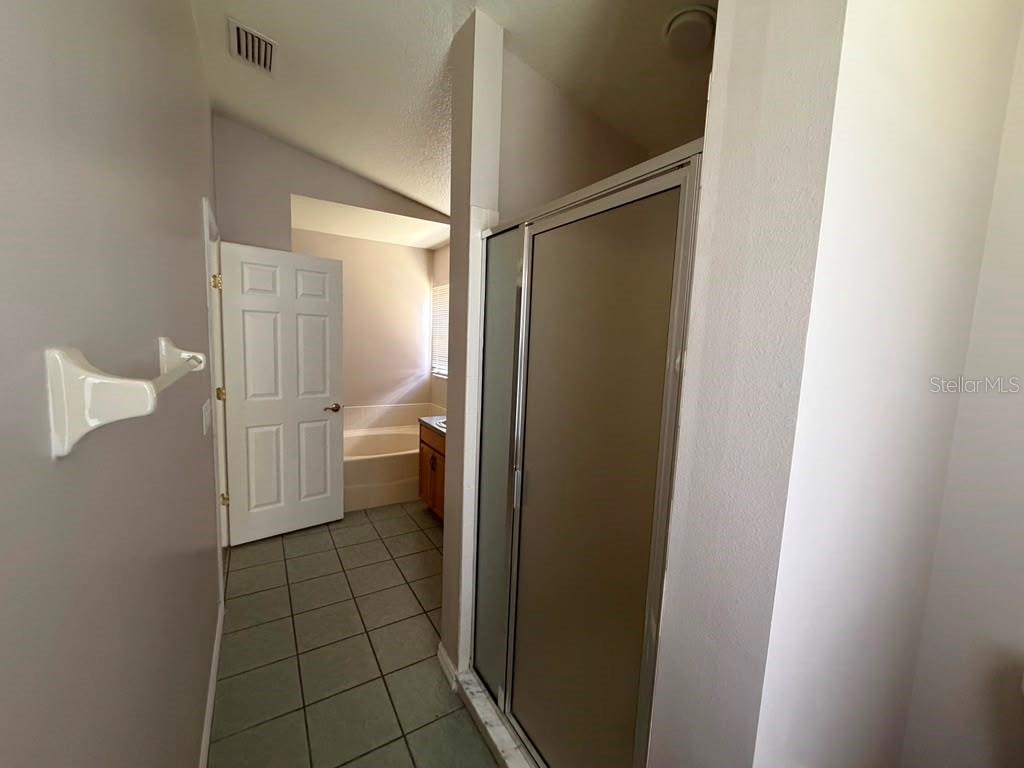 18014 ARBOR CREST DR, TAMPA, FL — photo 20