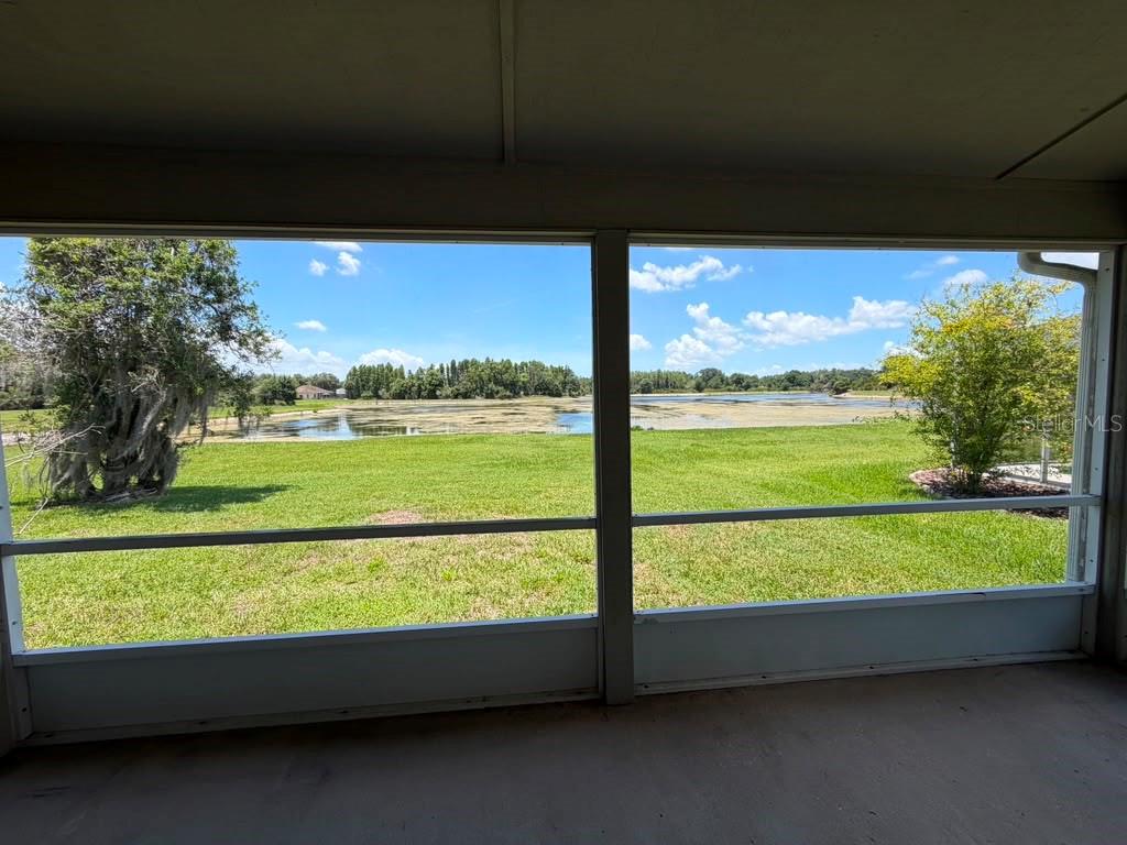 18014 ARBOR CREST DR, TAMPA, FL — photo 29