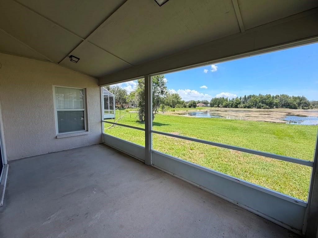 18014 ARBOR CREST DR, TAMPA, FL — photo 30