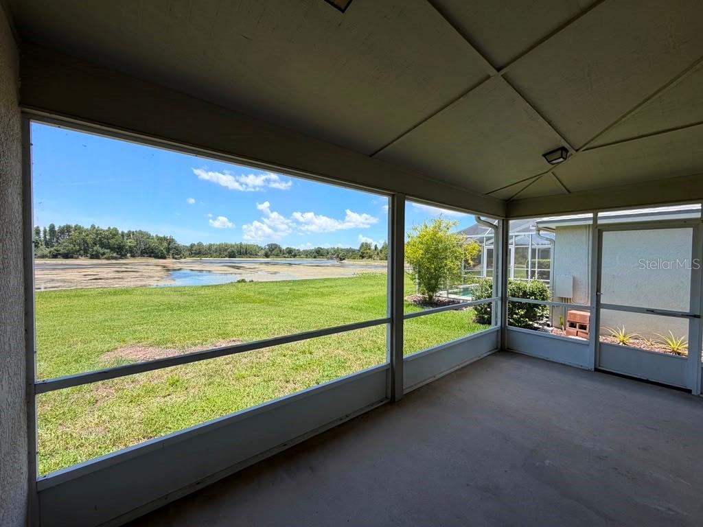 18014 ARBOR CREST DR, TAMPA, FL — photo 31