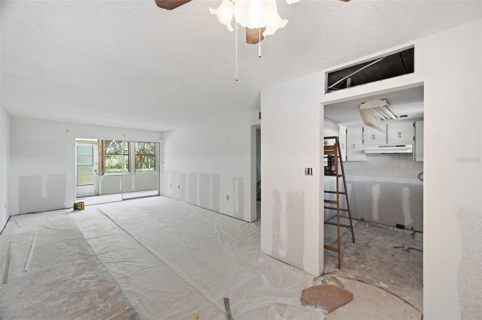 4829 ONYX LN #102, NEW PORT RICHEY, FL — photo 2