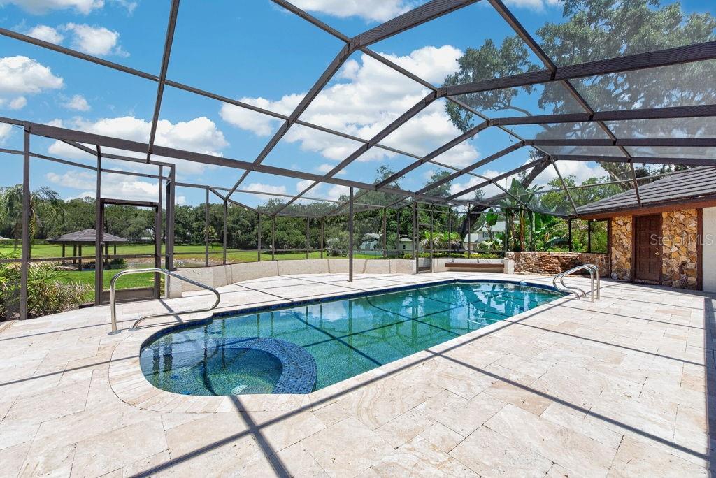 1007 LAKEWOOD DR, BRANDON, FL — photo 2