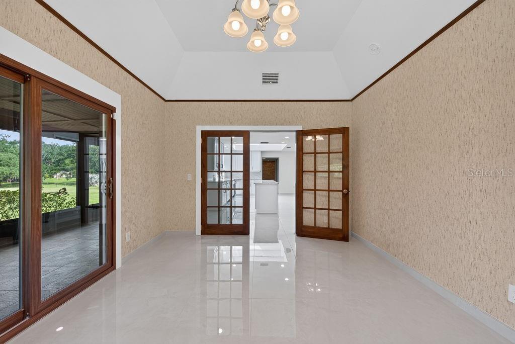 1007 LAKEWOOD DR, BRANDON, FL — photo 25