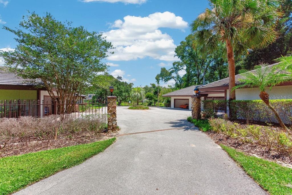 1007 LAKEWOOD DR, BRANDON, FL — photo 75