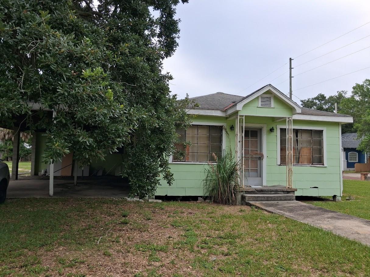 217 BANANA ST, TARPON SPRINGS, FL