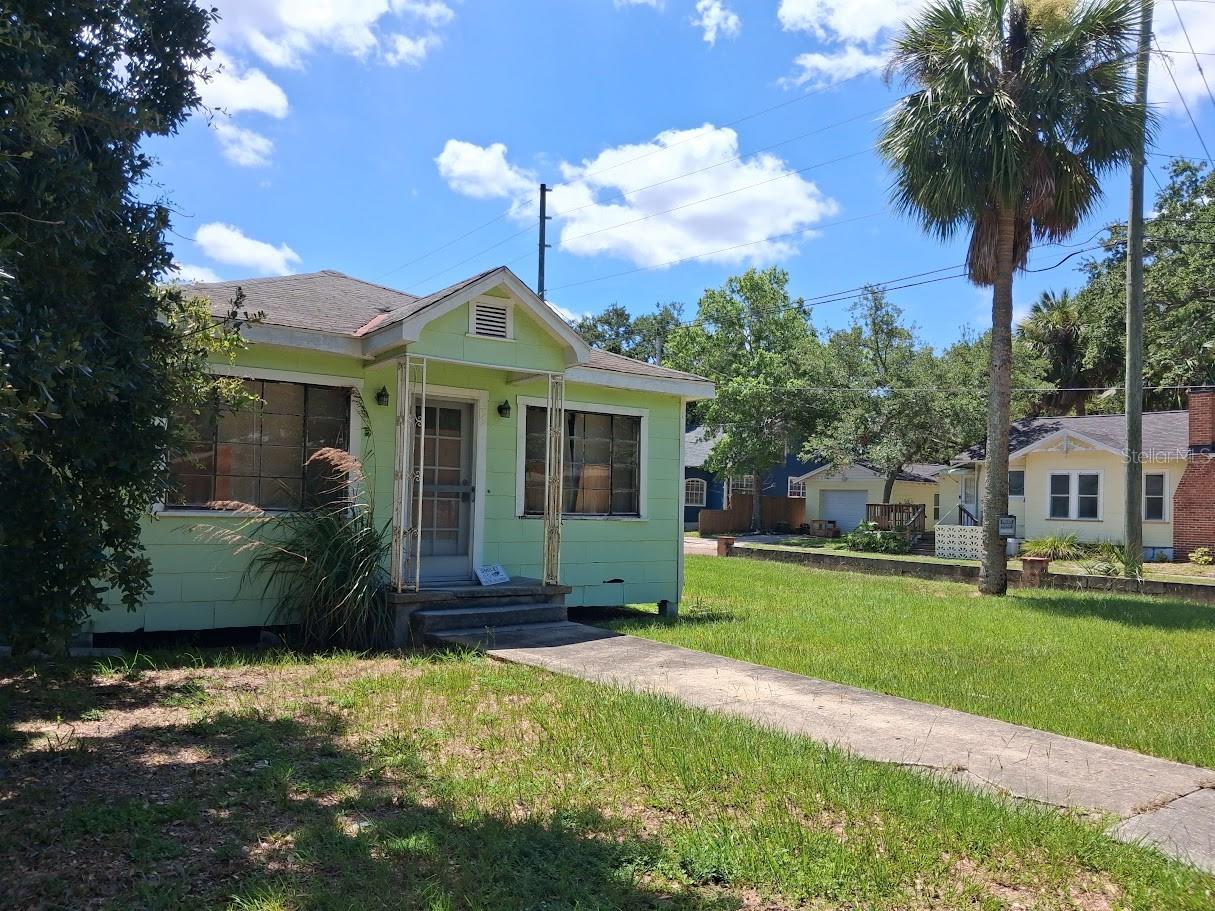 217 BANANA ST, TARPON SPRINGS, FL — photo 2