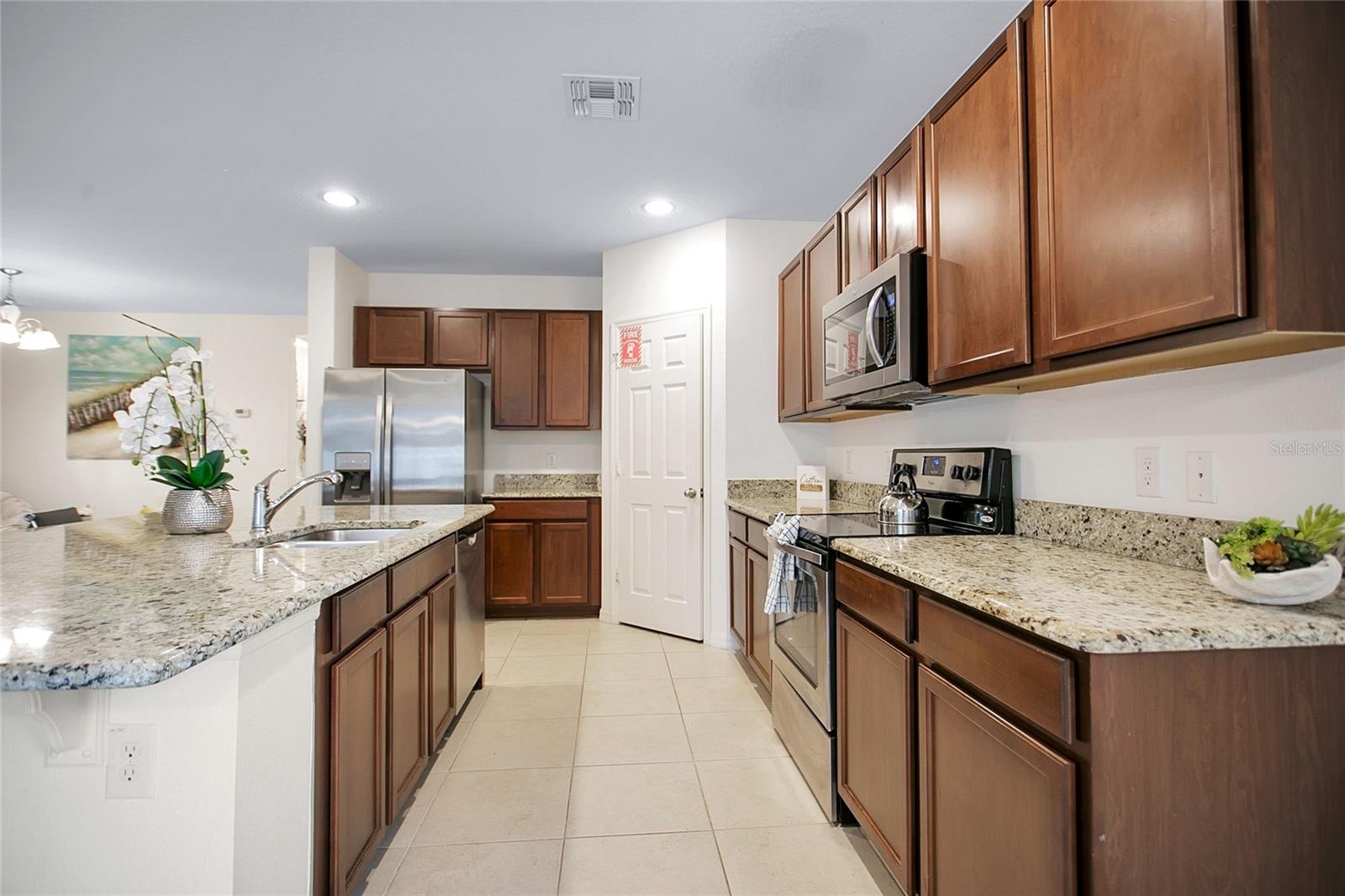 1338 YORKSHIRE CT, DAVENPORT, FL — photo 8