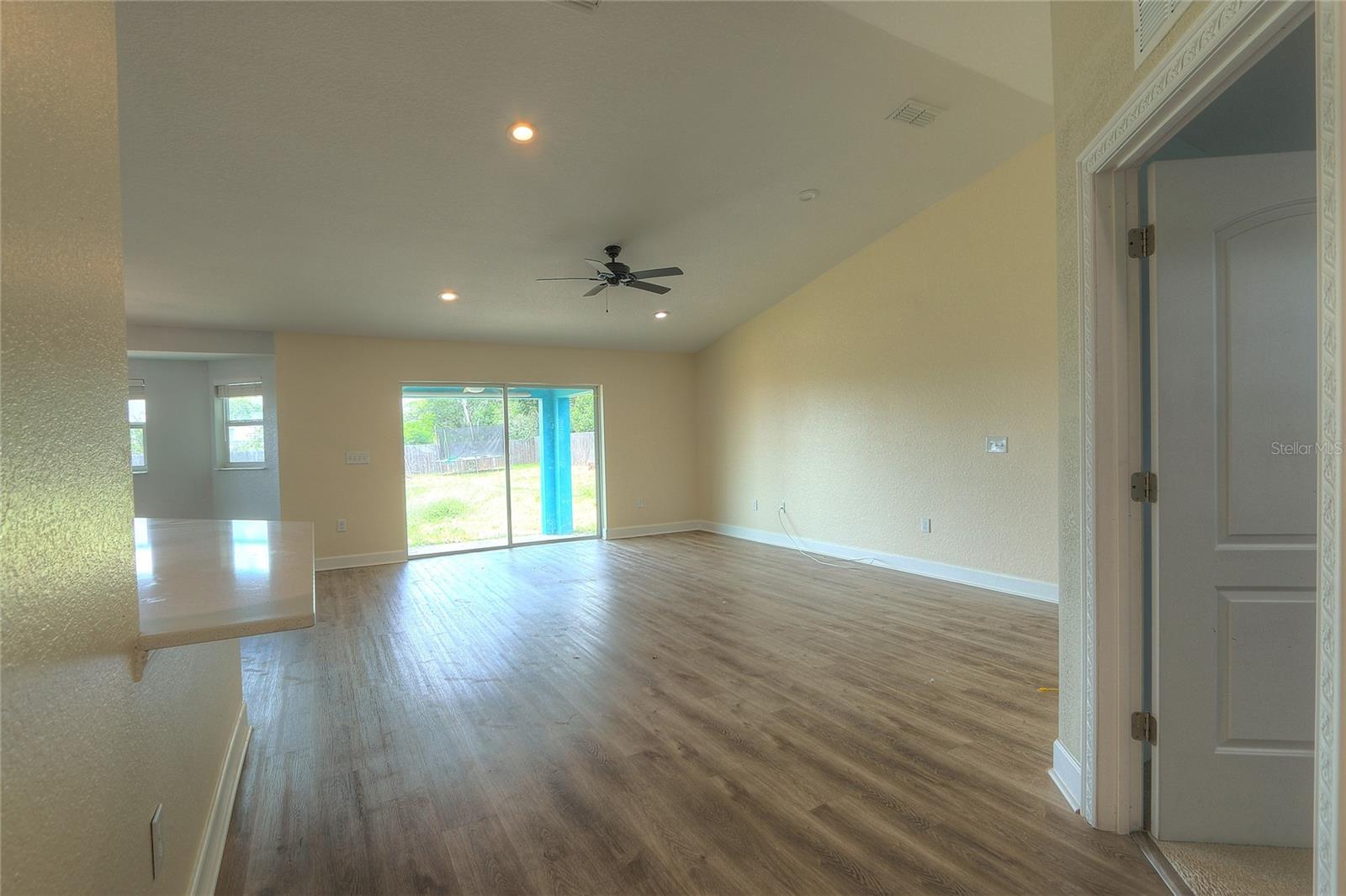 110 PLUM AVE, FROSTPROOF, FL — photo 11