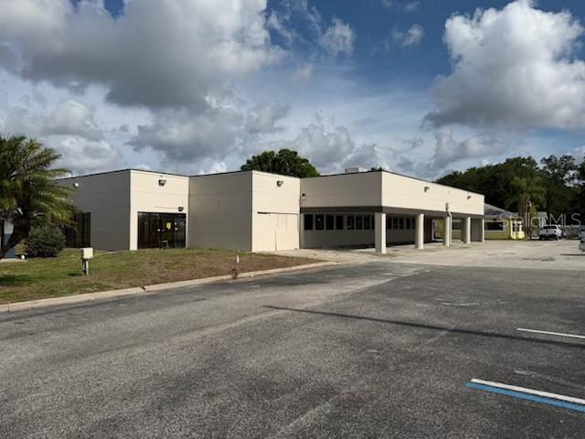 576 N SEMORAN BLVD, ORLANDO, FL