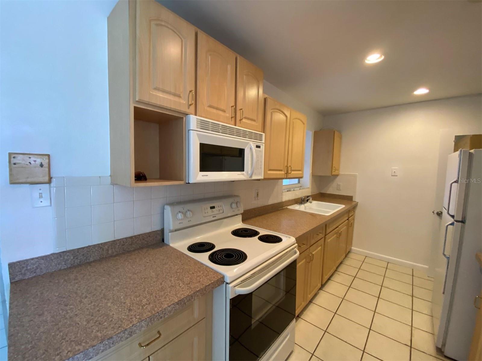 6268 FREEMONT ST, NORTH PORT, FL — photo 2