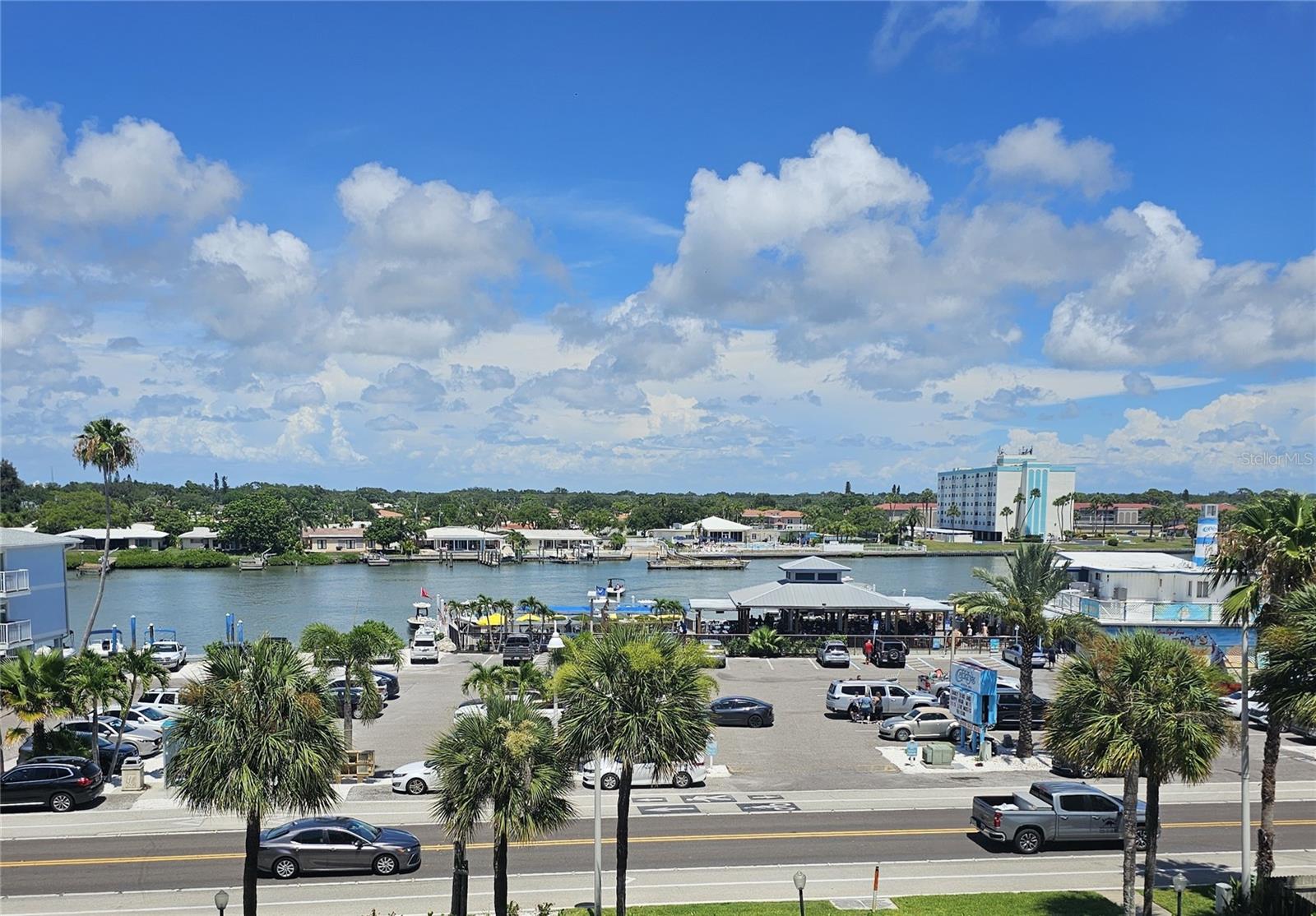 20040 GULF BLVD #402, INDIAN ROCKS BEACH, FL — photo 4
