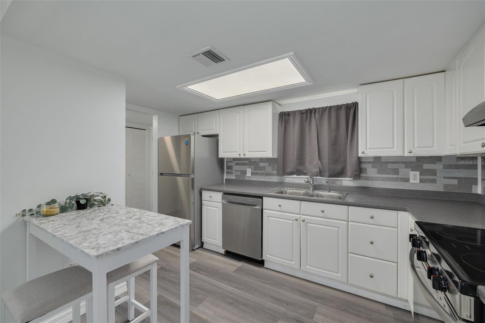 7131 DELL RD #2, NEW PORT RICHEY, FL — photo 10