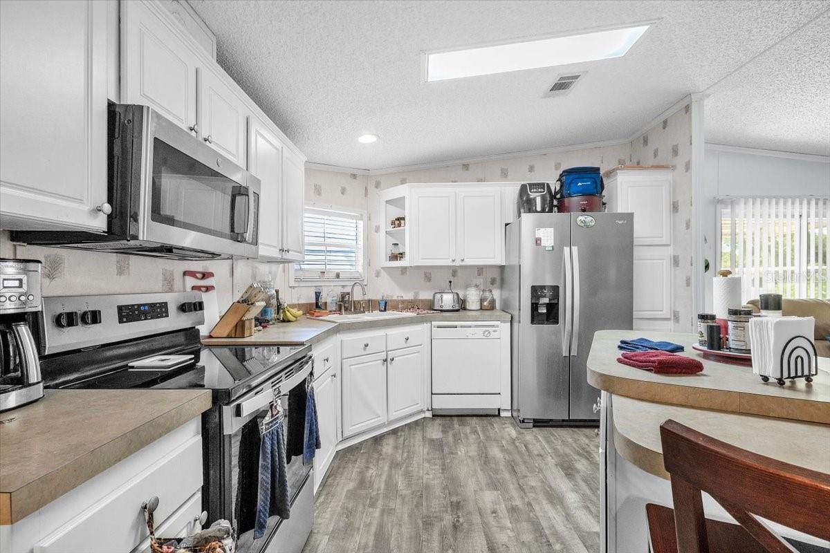 6801 BERNADEAN BLVD, PUNTA GORDA, FL — photo 8