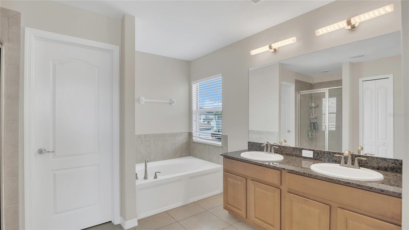 545 FAIRHAVEN DR, DAVENPORT, FL — photo 13