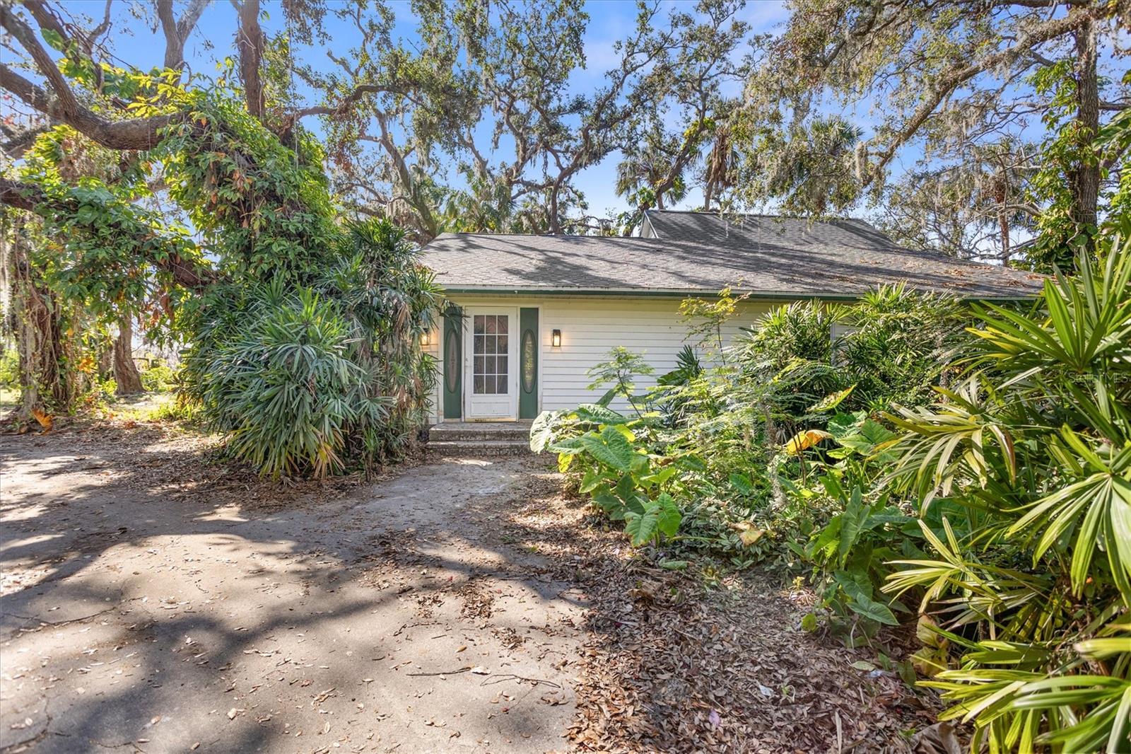 8725 ERIE LN, PARRISH, FL