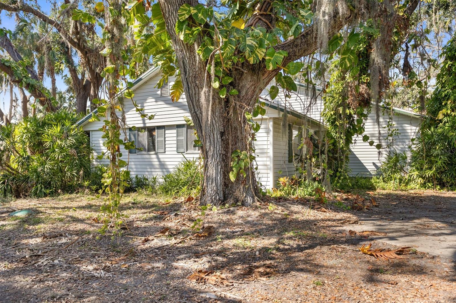 8725 ERIE LN, PARRISH, FL — photo 6