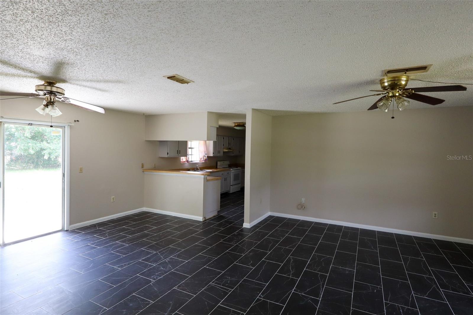 66 SILVER LN, OCALA, FL — photo 2