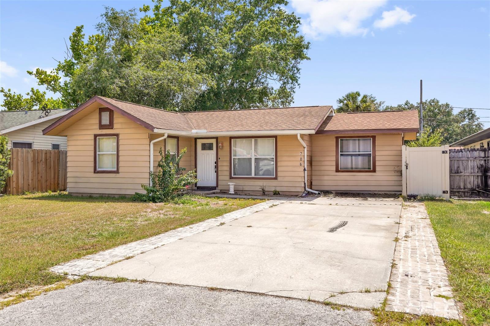 706 JERSEY AVE, ST CLOUD, FL — photo 2